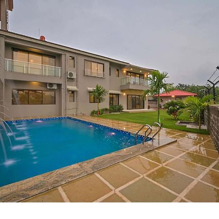 Radha Krishna 5Bhk Villa โลนาวาลา ภายนอก รูปภาพ
