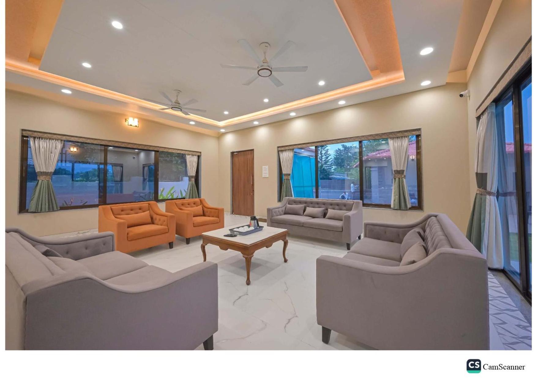 Radha Krishna 5Bhk Villa โลนาวาลา ภายนอก รูปภาพ