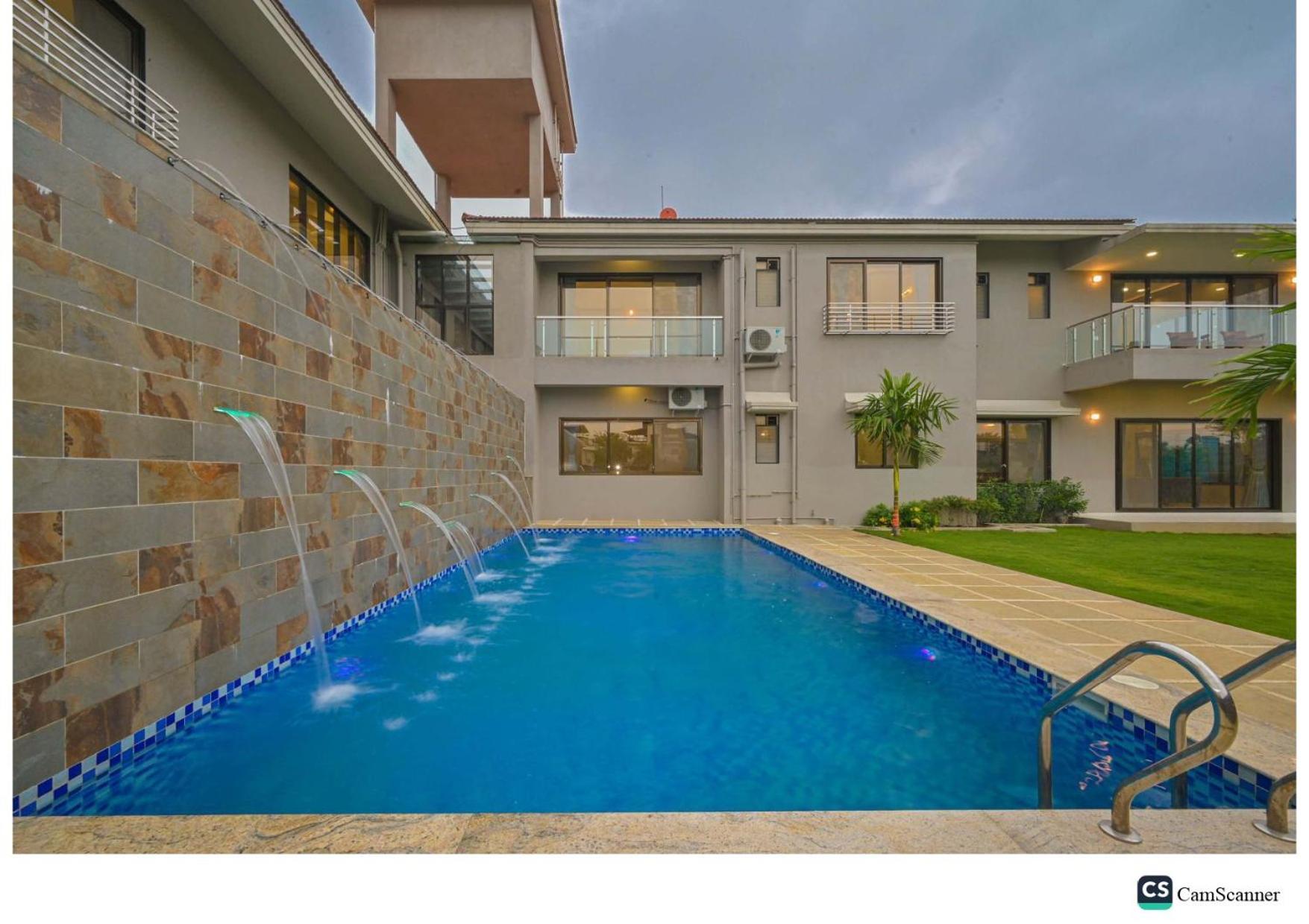 Radha Krishna 5Bhk Villa โลนาวาลา ภายนอก รูปภาพ
