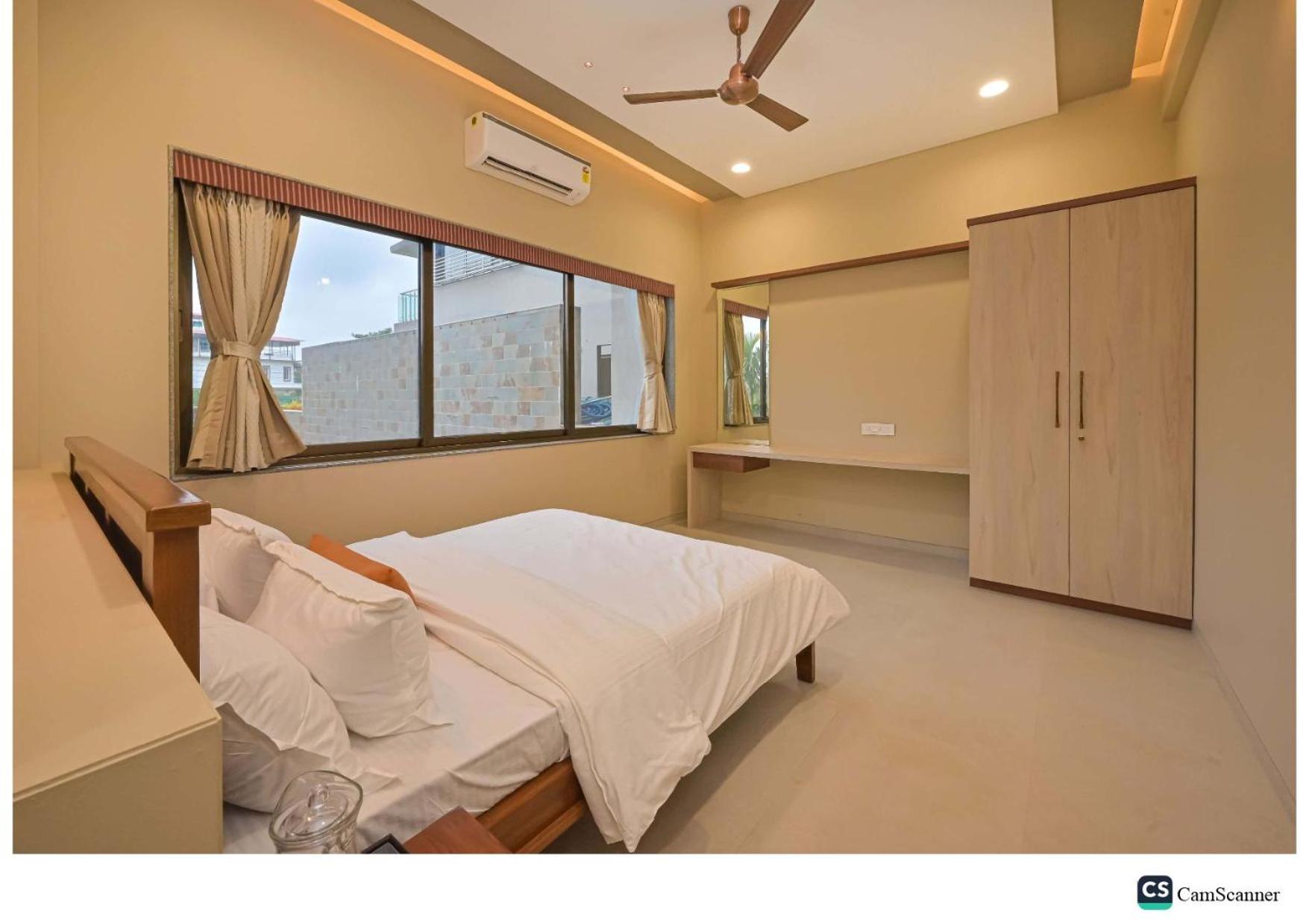 Radha Krishna 5Bhk Villa โลนาวาลา ภายนอก รูปภาพ